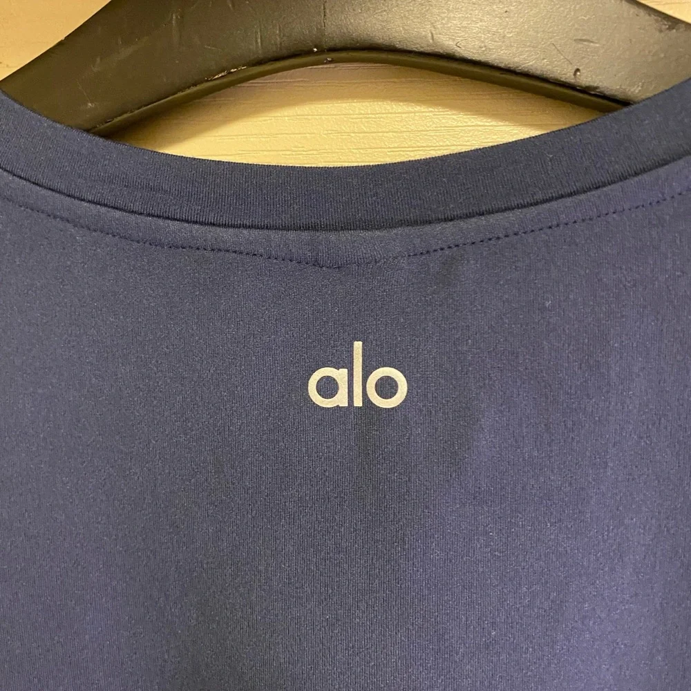 ALO Yoga Men’s “Conquer” Muscle Tank (M) *BESTSELLER* - Picture 8 of 8